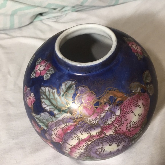 Vintage Oriental vase - Picture 2 of 5